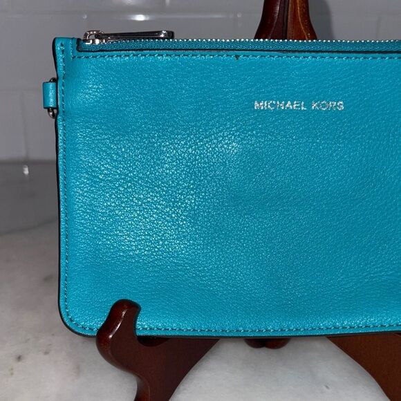 Michael Kors Bag Wristlet Purse Aqua Pebbled Leather Clutch - Picture 2 of 15